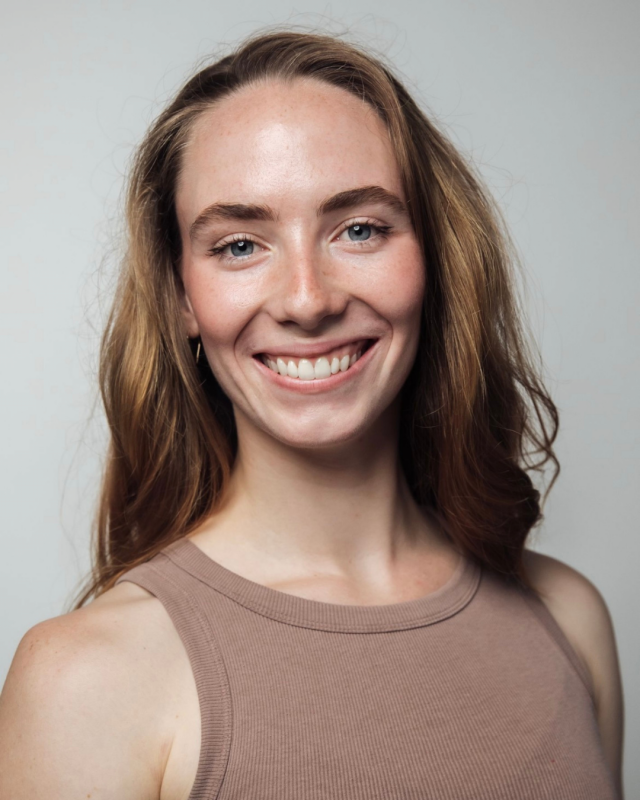 Arianna Hartanov Headshot