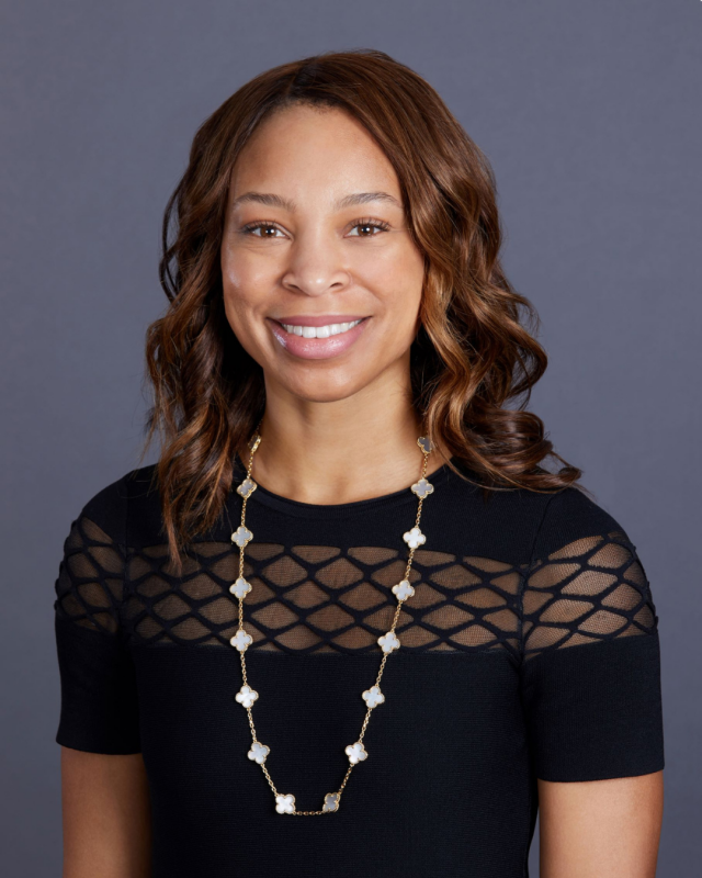Shavonne Correia Headshot