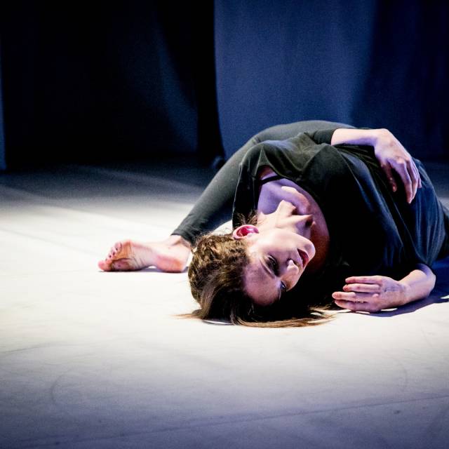 Kate Andrews | Four Seasons | Photo by Taso Papadakis for the L.A. Contemporary Dance Company